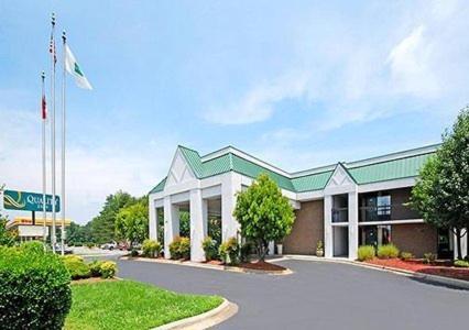 Days Inn By Wyndham Mocksville Exterior photo