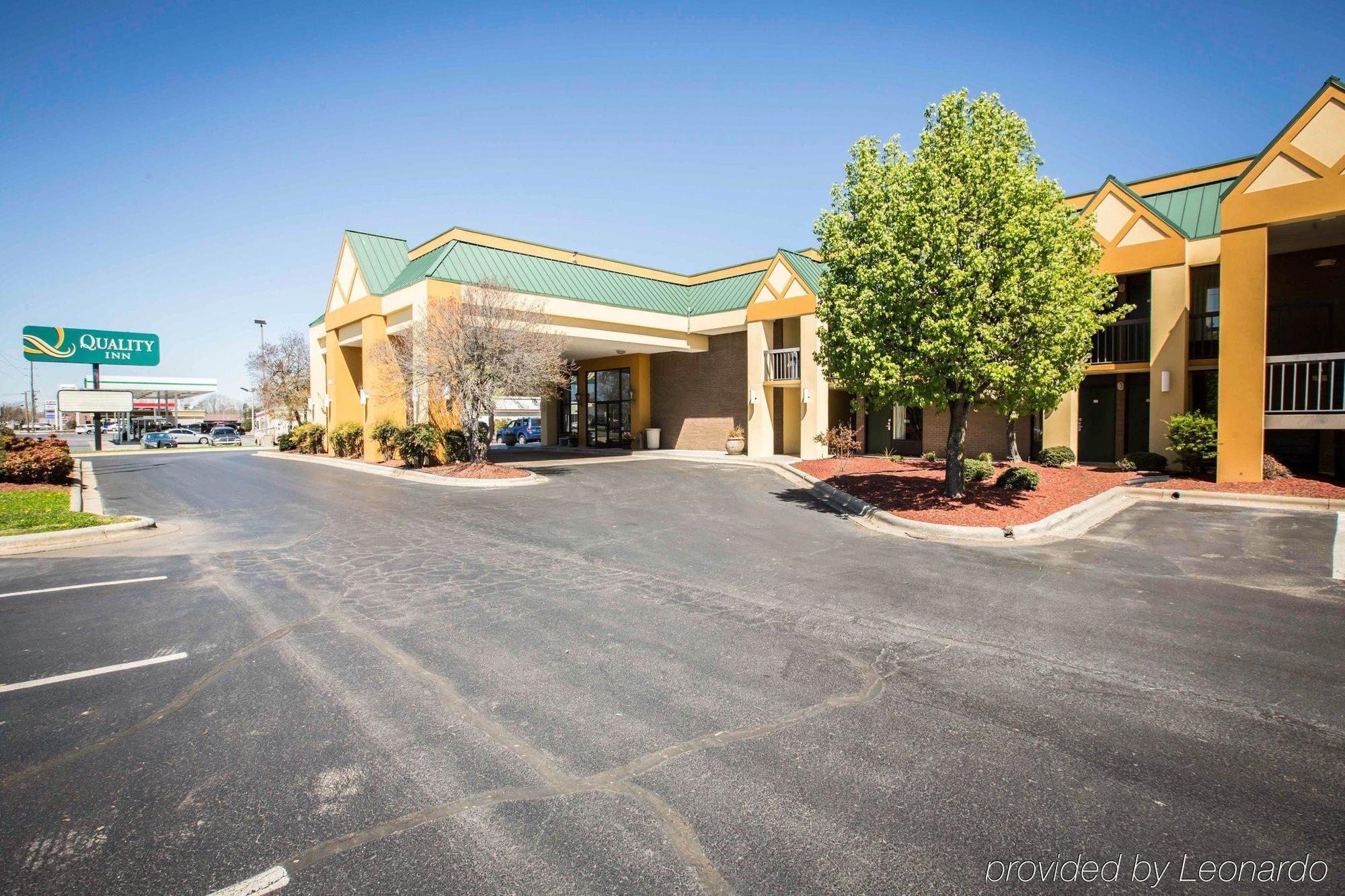 Days Inn By Wyndham Mocksville Exterior photo